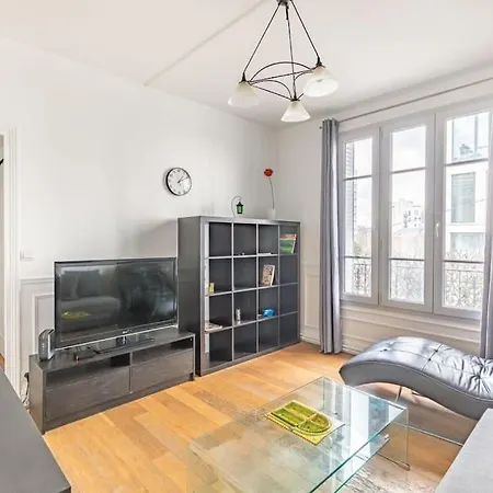 Apartment Parisian Paradise Beautiful *