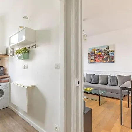 Parisian Paradise Beautiful Apartment
